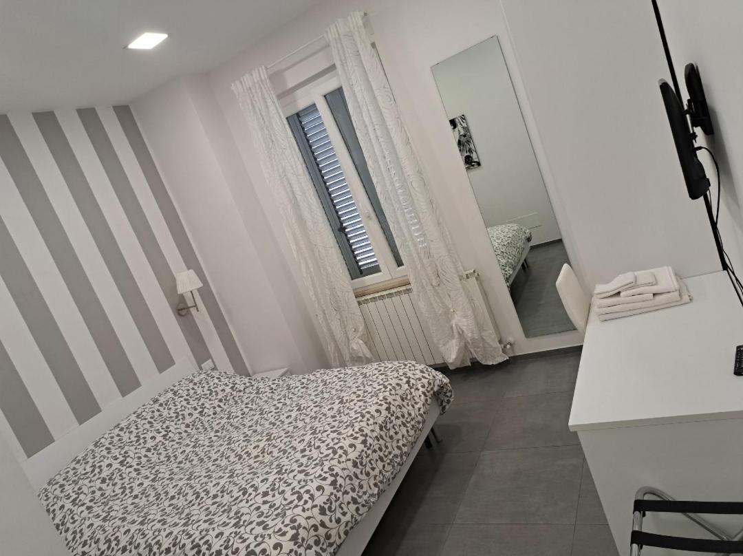 Massaro Apartments Via Firenze Pescara Abruzzo 外观 照片